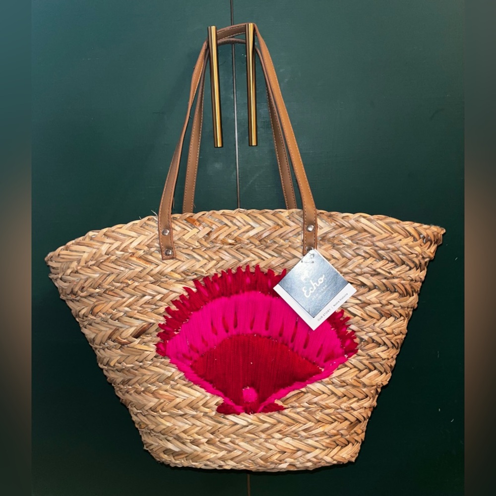 NWT Echo Pink Embroidered Shell straw Woven Tote Bag
